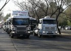 Más de 100 camiones se movilizaron hacia Casa de Gobierno, SENASA y Aduana